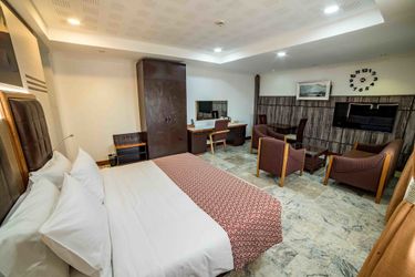 Alphaplus Apartments Abuja: Photo 