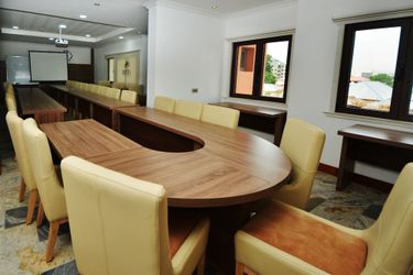 Alphaplus Apartments Abuja: Photo 