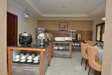 Alphaplus Apartments Abuja: Photo 