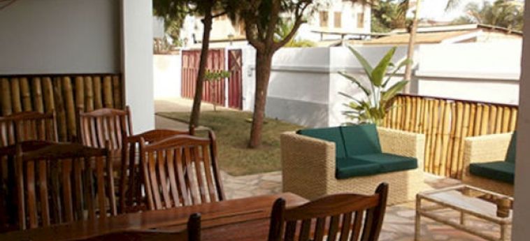 Hotel Omanye Lodge:  ACCRA