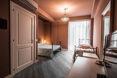 Hotel Residenza Cavour:  ACIREALE - CATANIA