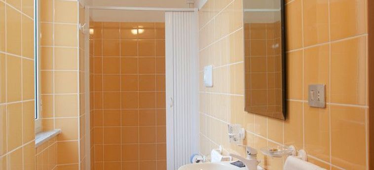 Hotel Moderno Acquappesa - Cosenza: Foto 
