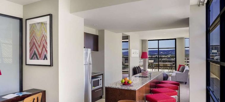 Hotel Mantra Hindmarsh Square Adelaide - South Australia: Photo 