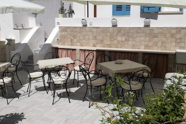 Poggiamico Guest House:  AEGADIAN ISLANDS