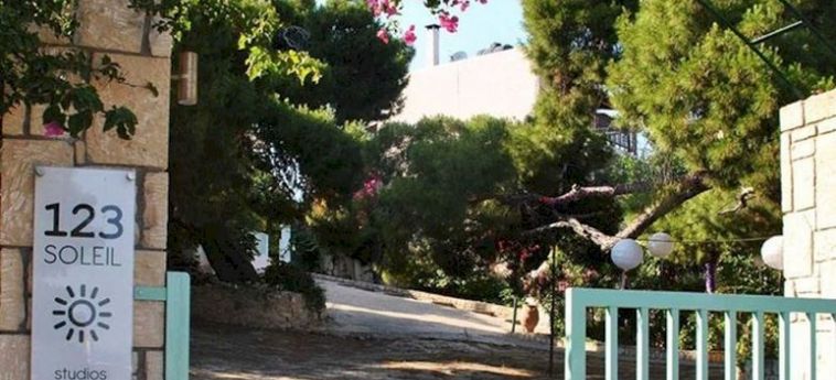 Hotel 123 Soleil Studios Aegina : Photo 