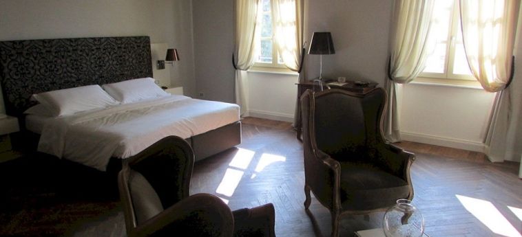 Hotel Villa Fontana Relais Suite & Spa:  AGLIANO TERME - ASTI