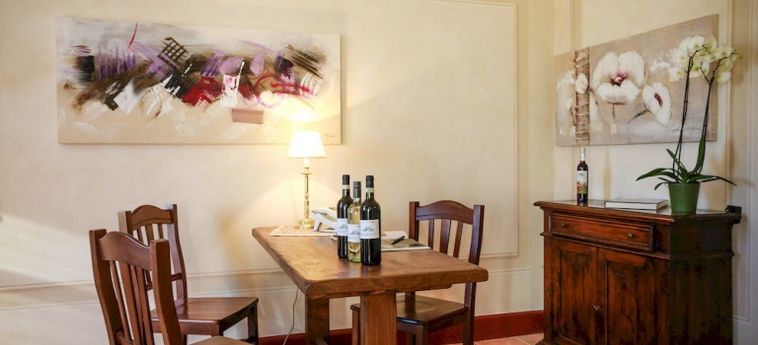Hotel Naturalmente Wine Resort:  AGLIANO TERME - ASTI