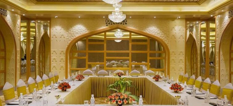 Hotel Clarks Shiraz Agra: Foto 