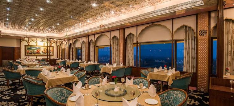 Hotel Clarks Shiraz Agra: Foto 