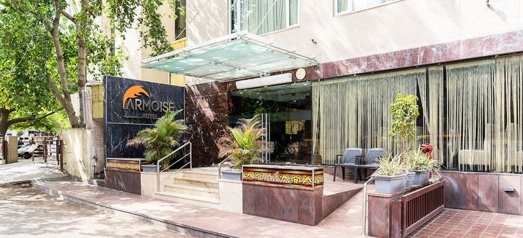 Super Inn Armoise Hotel:  AHMEDABAD