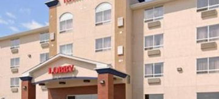RAMADA INN AND SUITES AIRDRIE 3 Stelle