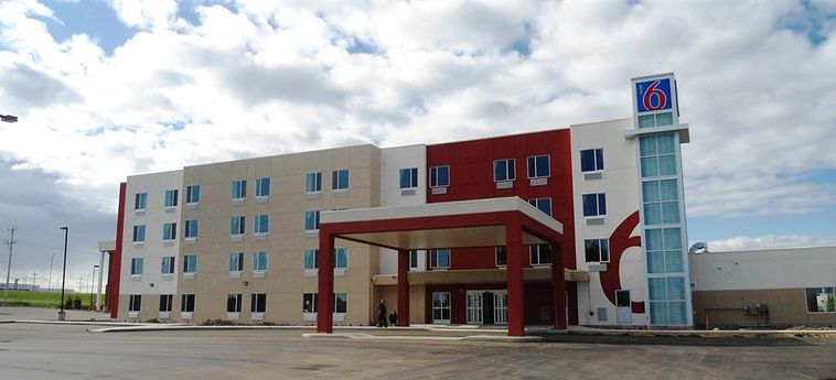 MOTEL 6 AIRDRIE, AB 2 Sterne