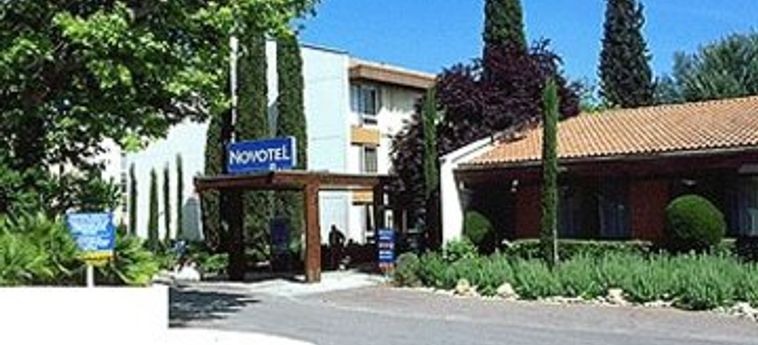 Hotel Novotel Aix En Provence Beaumanoir Les 3 Sautets:  AIX EN PROVENCE
