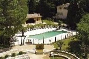 Hotel Novotel Aix En Provence Pont De L'arc Fenouillères:  AIX EN PROVENCE
