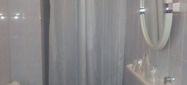 Hotel De La Couronne Aix Les Bains: Foto 