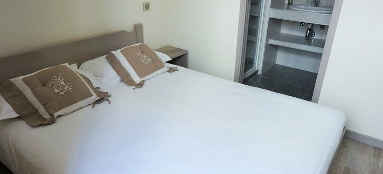 Hotel De La Couronne Aix Les Bains: Foto 