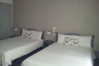 Hotel De La Couronne Aix Les Bains: Photo 