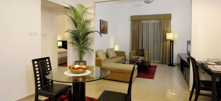 Ramada Hotel And Suites Ajman Ajman: Foto 