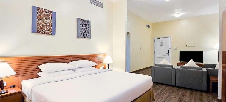 Ramada Hotel And Suites Ajman Ajman: Foto 
