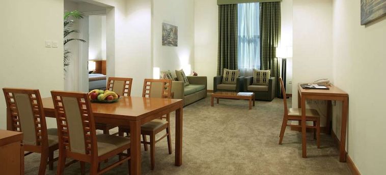 Ramada Hotel And Suites Ajman Ajman: Foto 