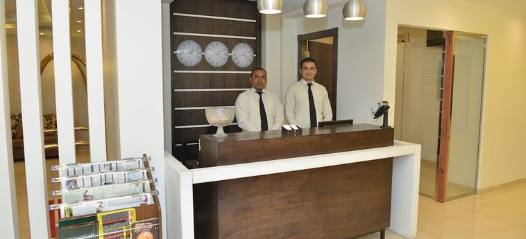The First Tower Hotel Apartment Al Jubail: Foto 