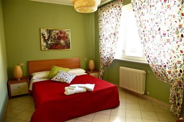 Hotel Appartamenti Piazza Savona:  ALBA LANGHE - CUNEO