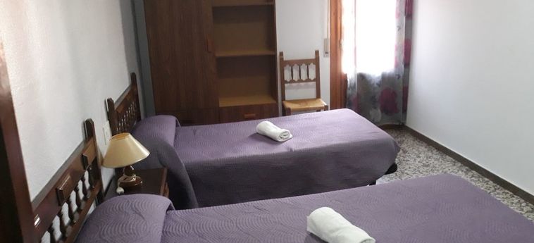 Hotel Hostal Alcorisa:  ALCORISA