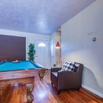 MODERN TOWNHOUSE W/POOL TABLE BY COZYSUITES 3 Stars