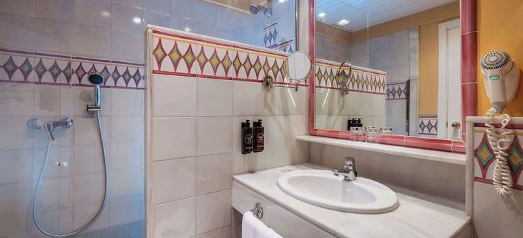 Hotel Azz Guadacorte Campo De Gibraltar Algeciras - Costa Del Sol: Photo 