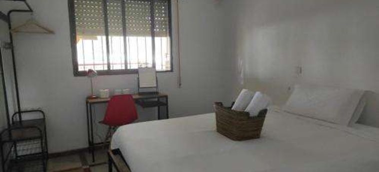 Hotel Convenient Rooms - Ferry, Train &Amp; Bus Station - Algeciras - Costa Del Sol: Foto 