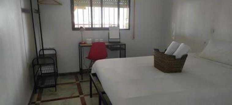 Hotel Convenient Rooms - Ferry, Train &Amp; Bus Station - Algeciras - Costa Del Sol: Foto 