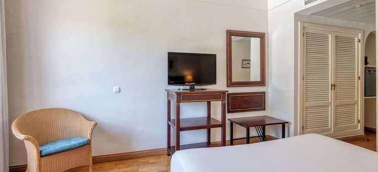 Hotel Azz Guadacorte Campo De Gibraltar Algesiras - Costa Del Sol : Photo 