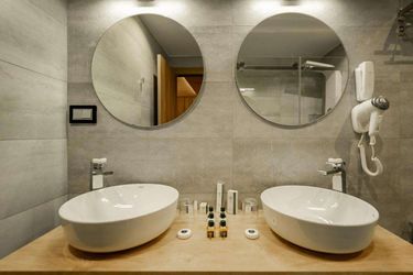 Ad Hotel La Madeleine  Algiers: Photo 