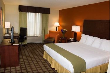 Holiday Inn Express Hotel & Suites Chicago-Algonquin:  ALGONQUIN (IL)