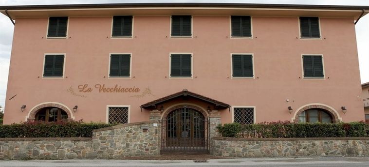 Hotel La Vecchiaccia:  ALTOPASCIO - LUCCA