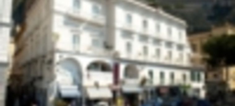 Hotel Residence Amalfi:  AMALFI KUSTE