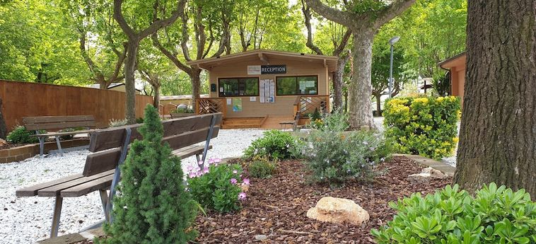 HOLIDAY CHALETS ON CAMPING RIVER VILLAGE 0 Stelle