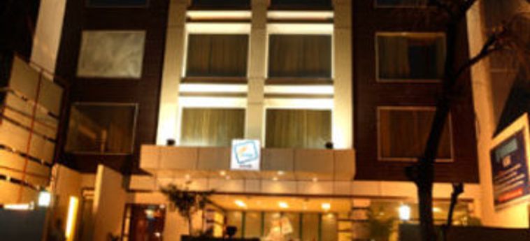 Hotel Clarks Inn Amritsar:  AMRITSAR