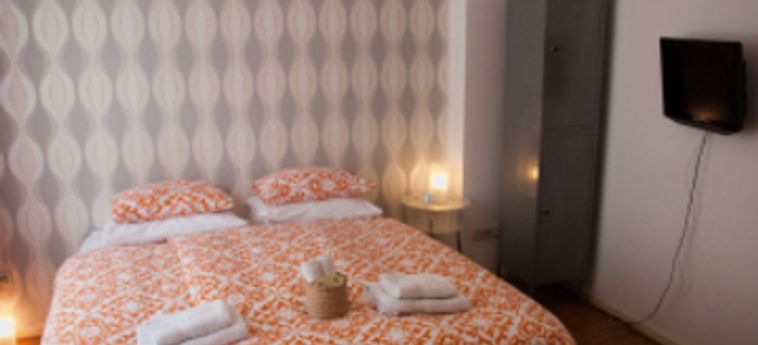 Hotel A Bed & Breakfast Flynt:  AMSTERDAM