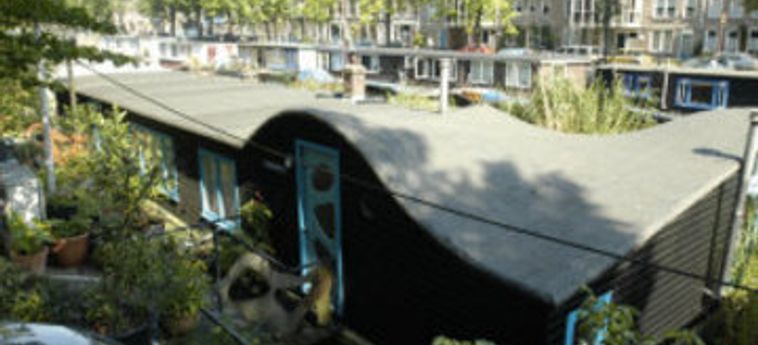 Blue Wave Houseboat:  AMSTERDAM