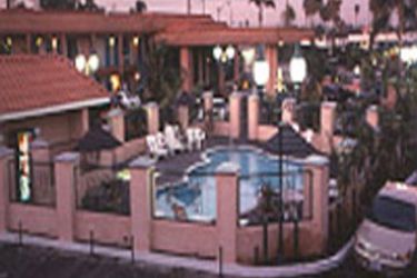 Hotel Days Inn & Suites Anaheim At Disneyland Park:  ANAHEIM (CA)