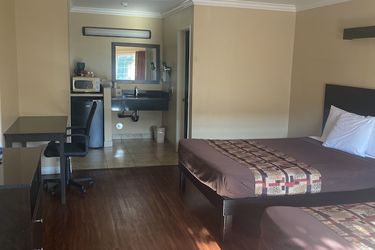 Hotel Anaheim Astoria Inn And Suites Anaheim (Ca): Photo 