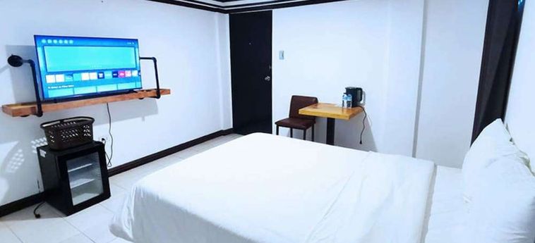 Bluewing Hotel Angeles Powered By Cocotel Angeles City : Photo 