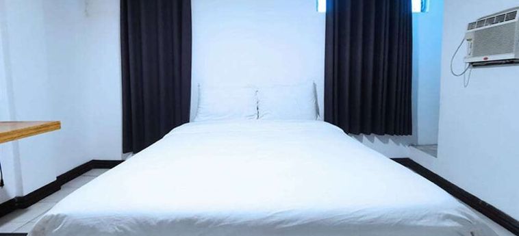 Bluewing Hotel Angeles Powered By Cocotel Angeles City : Photo 