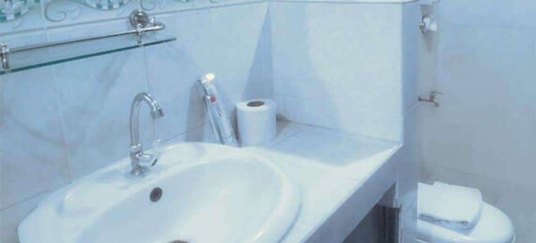 Bluewing Hotel Angeles Powered By Cocotel Angeles City : Photo 