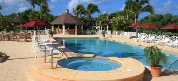 Hotel Paradise Cove Resort:  ANGUILLA