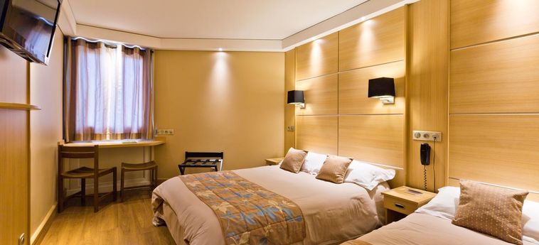 Hotel Novel Restaurant La Mamma Annecy: Foto 