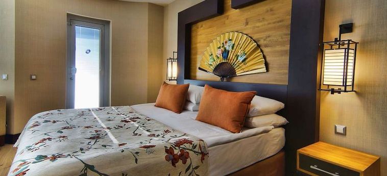 Hotel Limak Lara De Luxe Resort:  ANTALYA