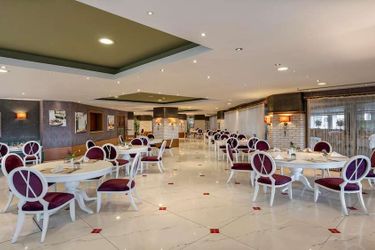 Hotel Limak Lara De Luxe Resort:  ANTALYA
