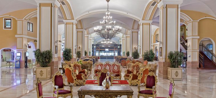 Hotel Wow Kremlin Palace:  ANTALYA